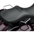 Harley-Davidson Harley-Davidson Chrome Passenger Grab Rail, Chrome | 52400090 | hd_52400090 | euronetbike-net