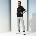 Genuine Apparel ROYAL ENFIELD Rider'S Quest Sweatshirt - Black | re_RLASSA230965 | euronetbike-net Genuine Apparel ROYAL ENFIELD Rider'S Quest Sweatshirt - Black | re_RLASSA230965 | euronetbike-net