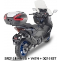 GIVI Parts Givi Windscreen for Yamaha TMAX 560 22-, color Clear, dim. HxW 62,5x59,5 cm higher than oe, fits oe headlight fairing | D2161ST | givi_D2161ST | euronetbike-net