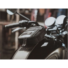 SW-Motech SW-Motech Legend Gear set tank strap. BMW R NINET models (14). With LA1 accessory bag. | BC.TRS.07.512.50100 | sw_BC_TRS_07_512_50100 | euronetbike-net