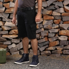 Genuine Apparel ROYAL ENFIELD Core Solid Cargo Shorts - Black | re_RLASRS230658 | euronetbike-net