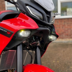 Pyramid Plastics parts Pyramid Lower Headlight Guards | Matte Black | Yamaha Tracer 9 2021> | 32270M | pyr_32270M | euronetbike-net