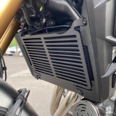Pyramid Plastics parts Pyramid Radiator Guard | Matte Black | Honda CB 500 X 2022> | 521255M | pyr_521255M | euronetbike-net