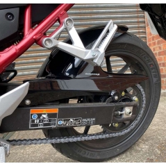 Pyramid Plastics Pyramid Hugger | Gloss Black | Honda CB 750 Hornet 2023>2024 | 071234B | pyr_071234B | euronetbike-net