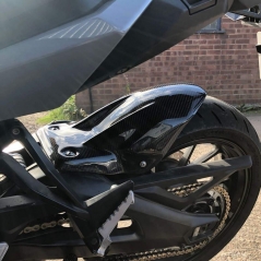 Pyramid Plastics parts Pyramid Hugger | Carbon | Yamaha Tracer 900 2018>2020 | 072447A | pyr_072447A | euronetbike-net