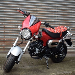 Pyramid Plastics Pyramid Fly Screen | Pearl Cadet Grey | Honda ST125 Dax 2023>Current | 21290G | pyr_21290G | euronetbike-net