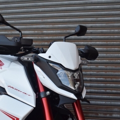 Pyramid Plastics Pyramid Fly Screen | Pearl Glare White | Honda CB750 Hornet 2022>2024 | 21995C | pyr_21995C | euronetbike-net