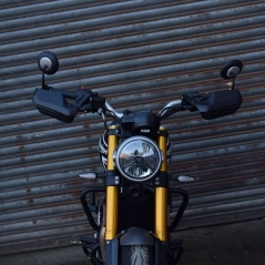 Pyramid Plastics Pyramid Handguards | Matte Black | Triumph Speed 400 2024>Current | 30695M | pyr_30695M | euronetbike-net