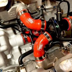SAMCO SPORT Samco Sport Ducati Panigale V4 2018-2021 8 Piece Samco Sport Silicone Radiator Coolant Hose Kit | DUC-32-RD | samco_DUC-32-RD | euronetbike-net