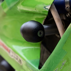 GBRacing GBRacing Bullet Frame Slider Set | FS-ZXR400-L1-L9-R | gbr_FS-ZXR400-L1-L9-R | euronetbike-net