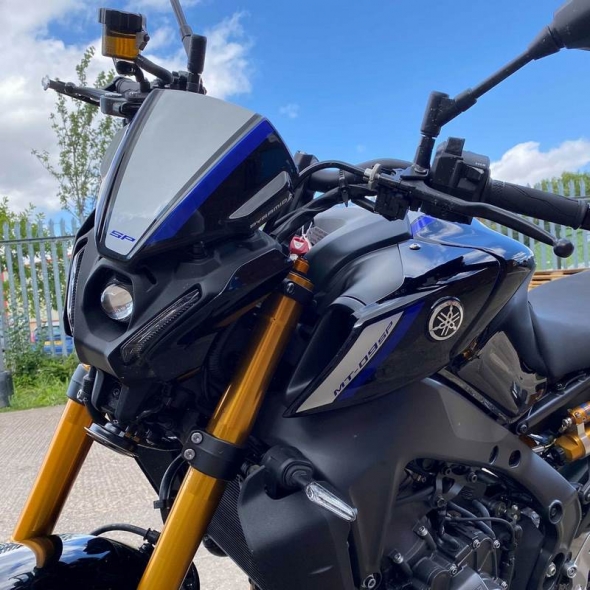 Pyramid Plastics parts Pyramid Fly Screen | SP Colours | Yamaha MT-09 2021> | 22160G | pyr_22160G | euronetbike-net