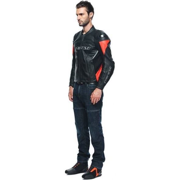 Dainese wear Dainese RACING 4 LEATHER JACKET, BLACK/FLUO-RED | 201533848628010 | dai_201533848-628_48 | euronetbike-net Dainese wear Dainese RACING 4 LEATHER JACKET, BLACK/FLUO-RED | 201533848628010 | dai_201533848-628_48 | euronetbike-net
