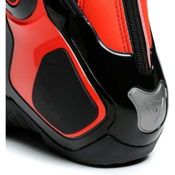 Dainese wear Dainese TORQUE 3 OUT BOOTS, BLACK/FLUO-RED, Size 40 | 201795227628007 | dai_201795227-628_40 | euronetbike-net
