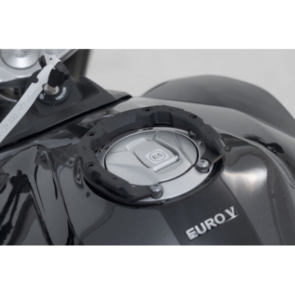 SW-Motech SW Motech PRO tank ring. Black. Voge 650 DSX (22-). | TRT.00.787.32800/B | sw_TRT_00_787_32800B | euronetbike-net