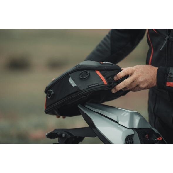 SW-Motech SW MOTECH PRO Roadpack tail bag | BC.HTA.00.307.30000 | sw_BC_HTA_00_307_30000 | euronetbike-net SW-Motech SW MOTECH PRO Roadpack tail bag | BC.HTA.00.307.30000 | sw_BC_HTA_00_307_30000 | euronetbike-net