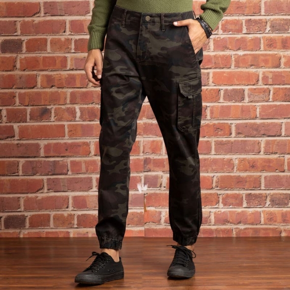 Genuine Apparel ROYAL ENFIELD Royal Enfield Camo Cargo Jogger - Brown | re_RLATRA221491 | euronetbike-net Genuine Apparel ROYAL ENFIELD Royal Enfield Camo Cargo Jogger - Brown | re_RLATRA221491 | euronetbike-net