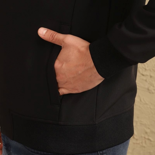 Genuine Apparel ROYAL ENFIELD Stealth Jacket V3 - Black | re_RLAJKA230308 | euronetbike-net