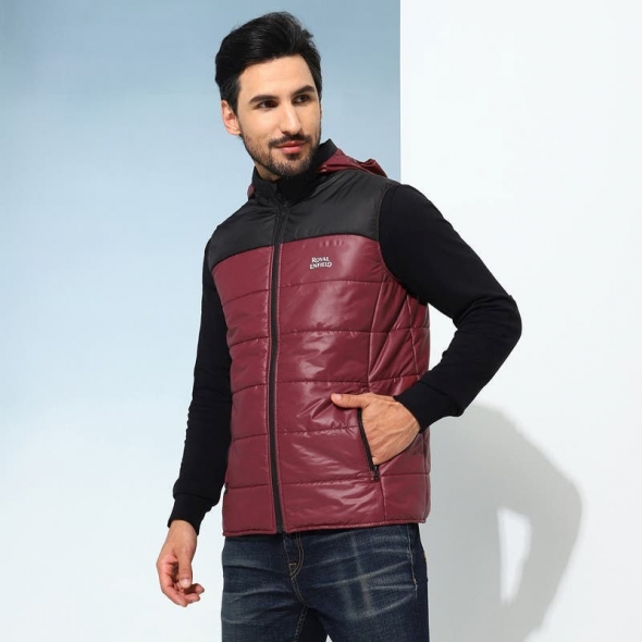 Genuine Apparel ROYAL ENFIELD Arctic Blaze Jacket - Maroon | re_RLAJKA231251 | euronetbike-net Genuine Apparel ROYAL ENFIELD Arctic Blaze Jacket - Maroon | re_RLAJKA231251 | euronetbike-net