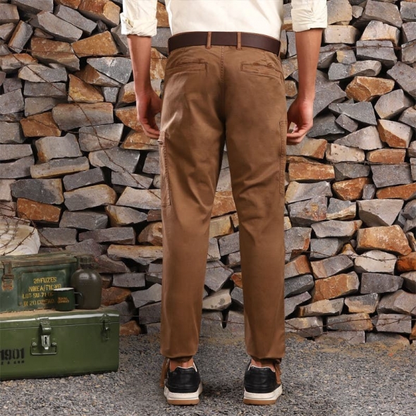 Genuine Apparel ROYAL ENFIELD Airborne Jogger - Brown | re_RLATRS231335 | euronetbike-net Genuine Apparel ROYAL ENFIELD Airborne Jogger - Brown | re_RLATRS231335 | euronetbike-net