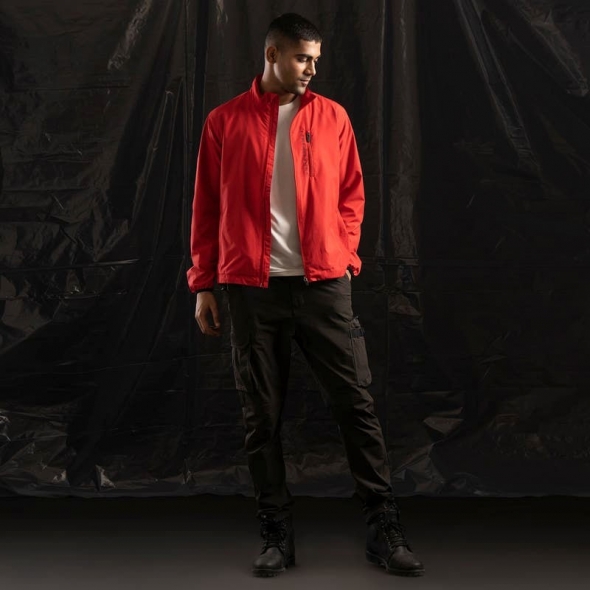 Genuine Apparel ROYAL ENFIELD Royal Enfield High Octane Wind Breaker - Red | re_RLAJKA221311 | euronetbike-net Genuine Apparel ROYAL ENFIELD Royal Enfield High Octane Wind Breaker - Red | re_RLAJKA221311 | euronetbike-net