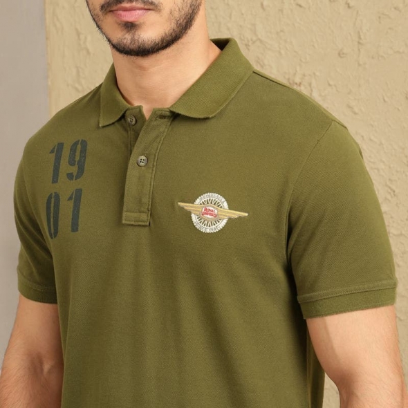 Genuine Apparel ROYAL ENFIELD Mlg Quest Polo - Olive | re_RLATSA230381 | euronetbike-net