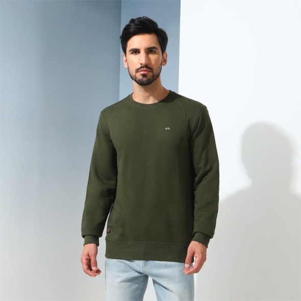 Genuine Apparel ROYAL ENFIELD Explorer'S Essential Sweatshirt - Dark Olive | re_RLASSA230951 | euronetbike-net Genuine Apparel ROYAL ENFIELD Explorer'S Essential Sweatshirt - Dark Olive | re_RLASSA230951 | euronetbike-net