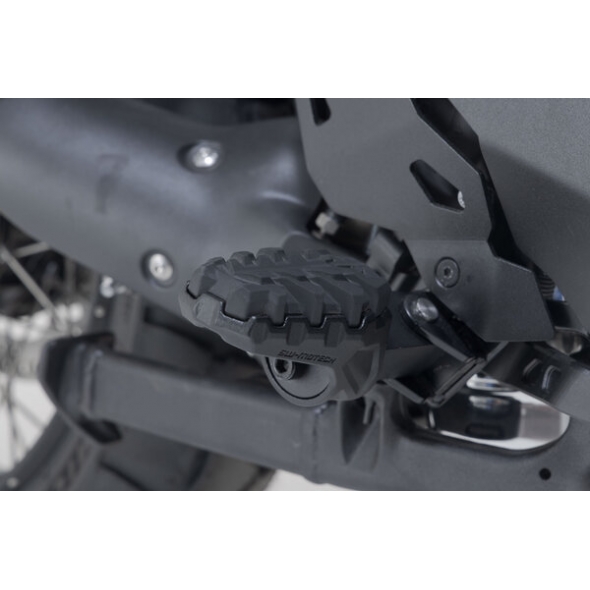 SW-Motech SW MOTECH EVO footrest kit. Black. Honda NT1100 (21-), XL750 (22-). | FRS.01.112.10500/B | sw_FRS_01_112_10500B | euronetbike-net