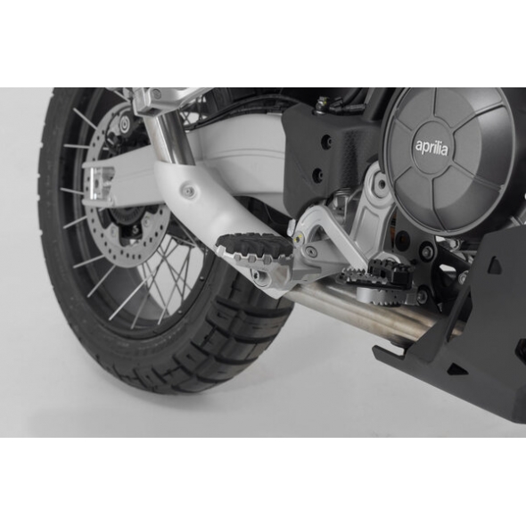 SW-Motech SW MOTECH EVO footrest kit. Aprilia Tuareg 660 (21-). | FRS.13.112.10200 | sw_FRS_13_112_10200 | euronetbike-net