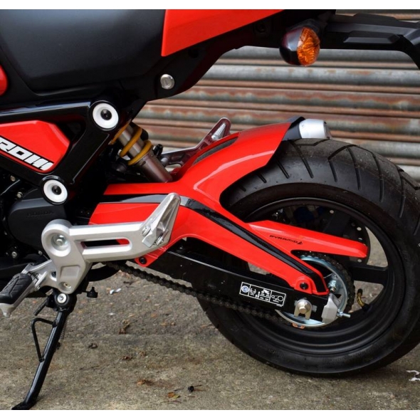 Pyramid Plastics Pyramid Hugger | Queen Bee Yellow & Gloss Black | Honda MSX 125 2021>Current | 071975H | pyr_071975H | euronetbike-net