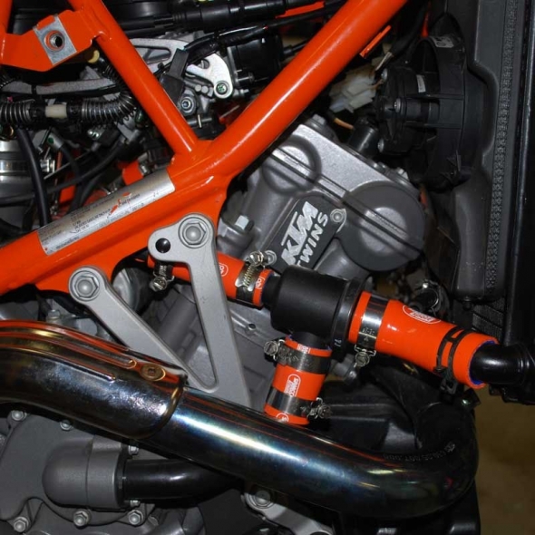 SAMCO SPORT Samco Sport KTM 950 Adventure / Adventure S 2004 - 2006 7 Piece Samco Sport Silicone Radiator Coolant Hose Kit | KTM-13-OR | samco_KTM-13-OR | euronetbike-net SAMCO SPORT Samco Sport KTM 950 Adventure / Adventure S 2004 - 2006 7 Piece Samco Sport Silicone Radiator Coolant Hose Kit | KTM-13-OR | samco_KTM-13-OR | euronetbike-net