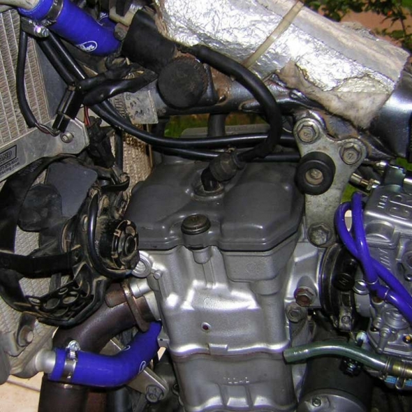 SAMCO SPORT Samco Sport Suzuki DRZ 400 S/SM 2000-2016 Samco Sport Silicone Radiator Coolant Hose Kit | SUZ-25-BU | samco_SUZ-25-BU | euronetbike-net SAMCO SPORT Samco Sport Suzuki DRZ 400 S/SM 2000-2016 Samco Sport Silicone Radiator Coolant Hose Kit | SUZ-25-BU | samco_SUZ-25-BU | euronetbike-net