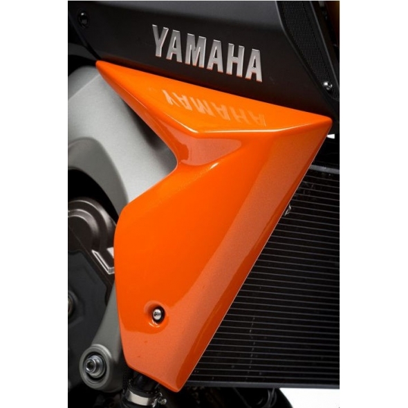 Pyramid Plastics parts Pyramid Plastics Yamaha MT-09 Radiator Cheeks Unpainted 2013>2016 | 22131U | pyr_22131U | euronetbike-net